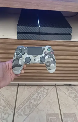 Playstation 4 Conservado envelopado top e com jogos funcionando 100%. Aceito cartão
