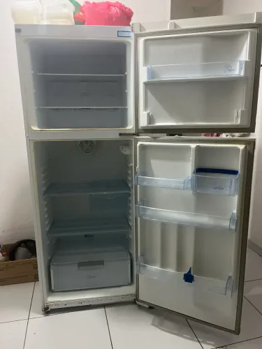 Geladeira CONTINENTAL