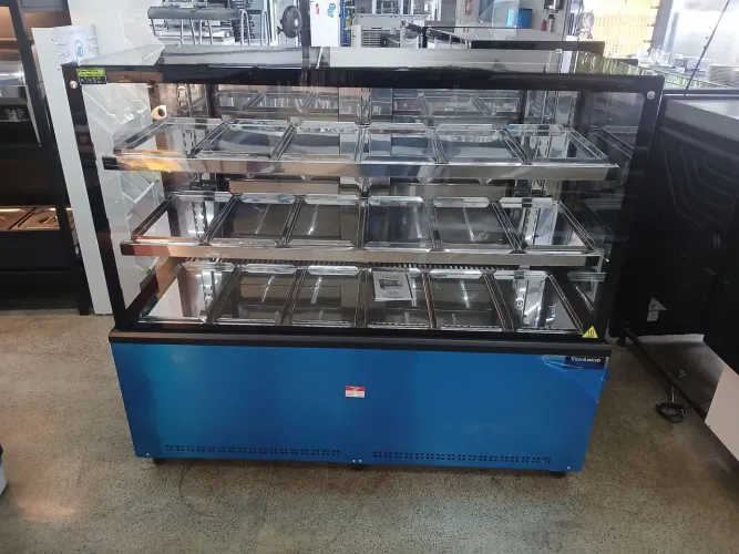 Balcão Vitrine Prime Aquecido 1500 PBV 15 220v Venâncio