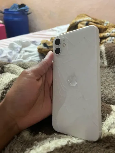iPhone 11 Branco de 128 Gb