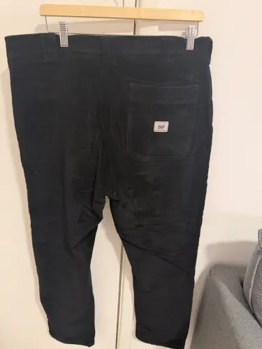 CALÇA EM COTELÊ DEUS EX MACHINA