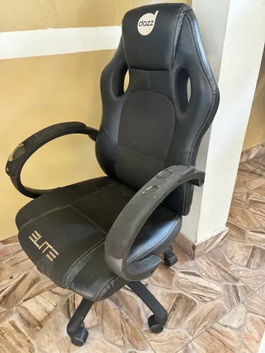 Vendo Cadeira Gamer usada