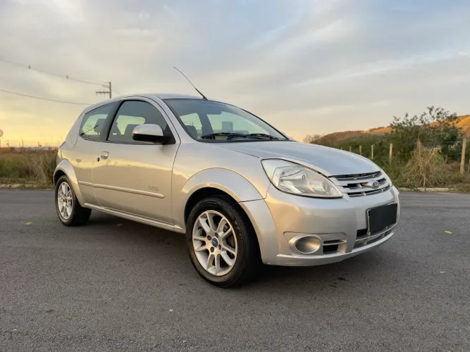 Ford KA 1.6 8V Flex 3P 2011