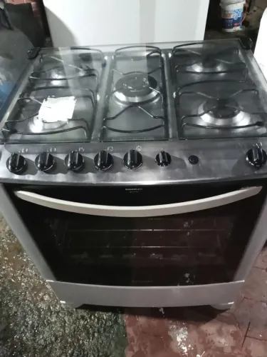 Vendo fogão Electrolux 5 bocas 