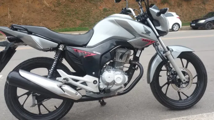 Honda Fan 160 único dono impecável.