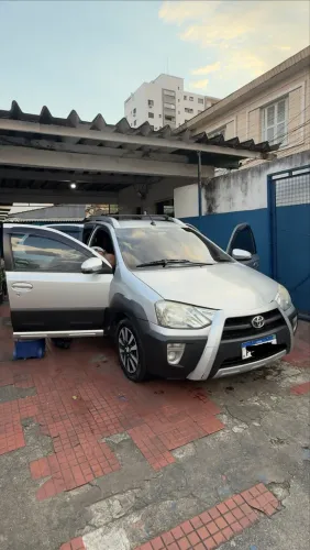 Toyota Etios Cross 1.5 Flex 16V 5P Mec. 2017