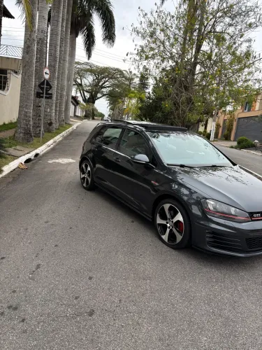 Volkswagen Golf GTI 2.0 TSI 220cv Aut. 2017