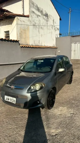 Fiat Palio Attractive 1.0 EVO Fire Flex 8V 5P 2013