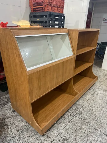Balcão expositor