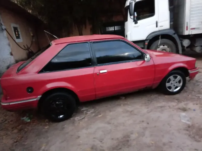 Motor CHT Escort 1986 a gasolina e caixa de marcha