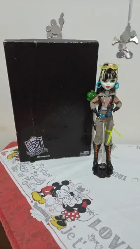 Monster High SDCC Frankie Ghostbusters