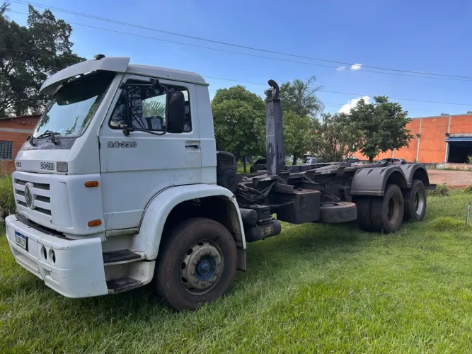 Caminhao Rollon Volkswagen Vw 24220