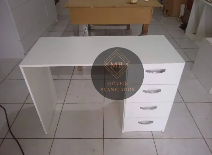 Mesa nova para escritório 100% MDF branco