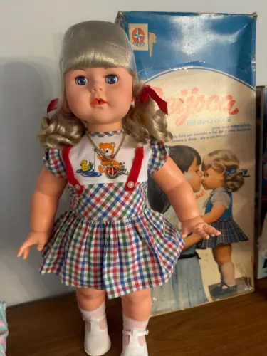 Boneca antiga Beijoca Estrela 