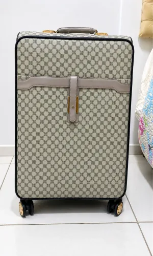 Vendo mala grande viagem 23kg