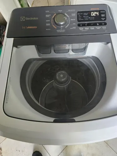 Lavadora Electrolux 14kg premium care
