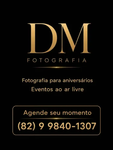 Ensaios fotográficos ao vivo e registro em frestas de aniversário.