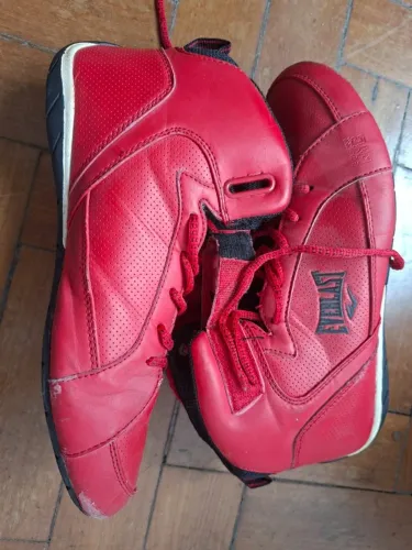 Sapatilha de Boxe/Treino Everlast - Vermelha