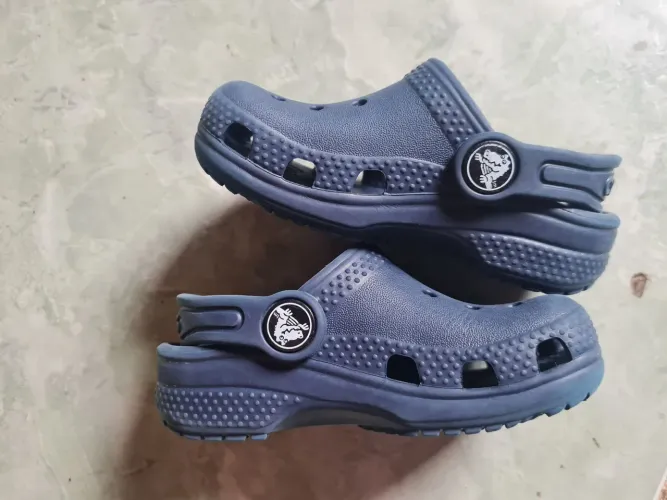 sandália crocs infantil original