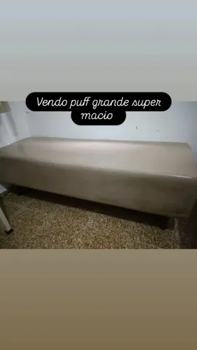 Vendo puff grande super confortável e base reforçada
