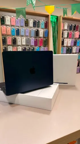 MacBook Air M2 16gb RAM 256gb SSD midnight 100% 7 ciclos garantia Apple até 29/05/2027 cx 