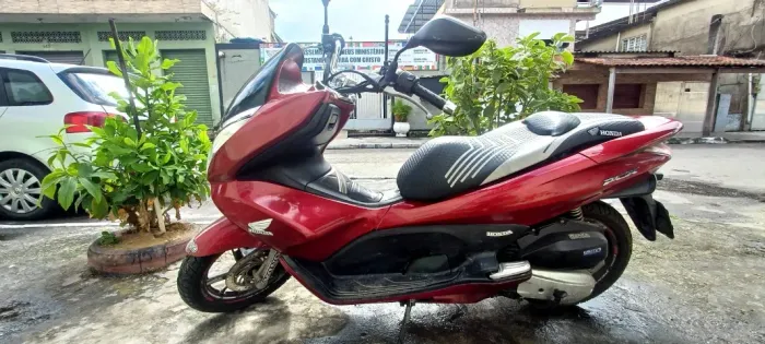 Honda PCX 150 DLX 2014