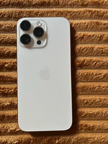 iPhone 16 pro Max 