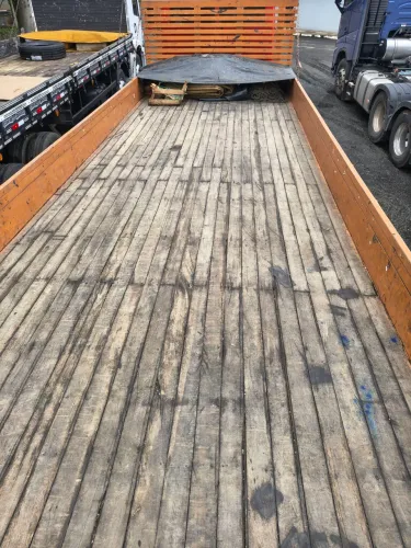 Carroceria para caminhão Mercedes Benz