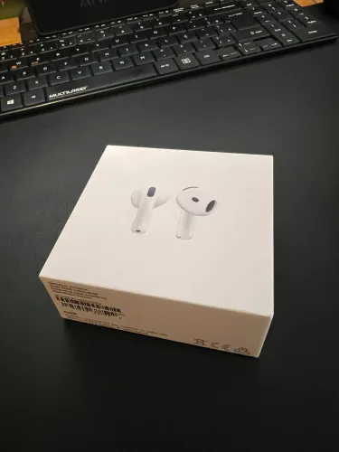 AirPods 4