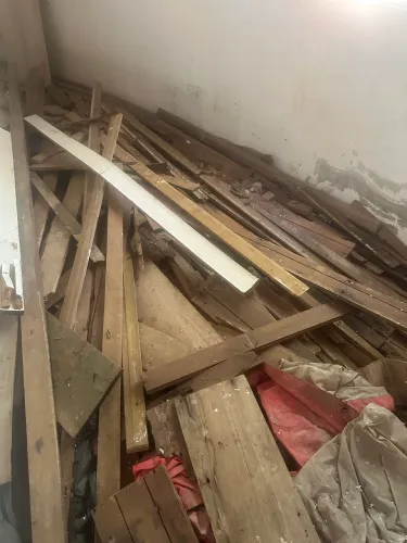 Vendo retalhos de madeira nobre