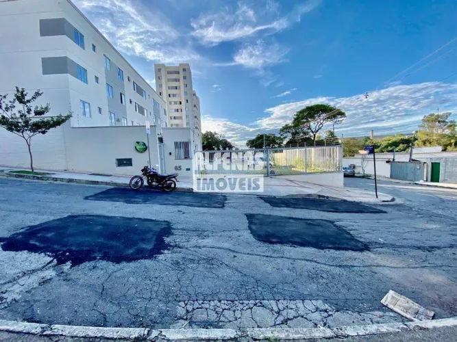 Apartamento para aluguel 2 quartos no Bairro CHACARA CALIFORNIA
