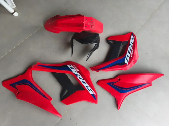 Kit carenagem Bros 150
