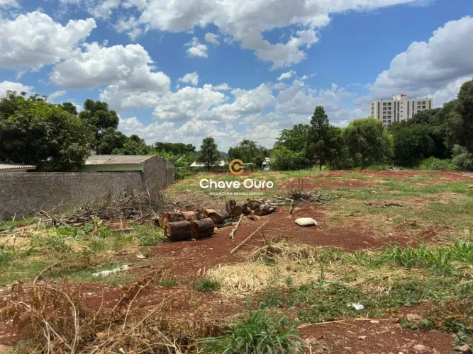 Terreno no Santa Cruz com 460 m² - R$ 350.000,00