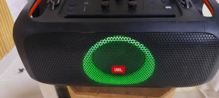 Caixa JBL