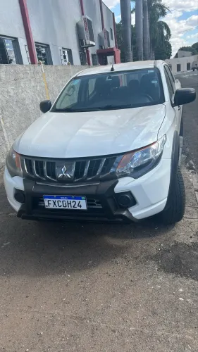 Mitsubishi L200 Tri. Outdo. GLS 2.4 CD 4X4 Die. AUT 2022