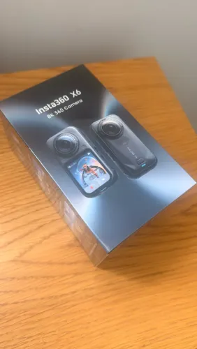 Câmera insta 360 6x