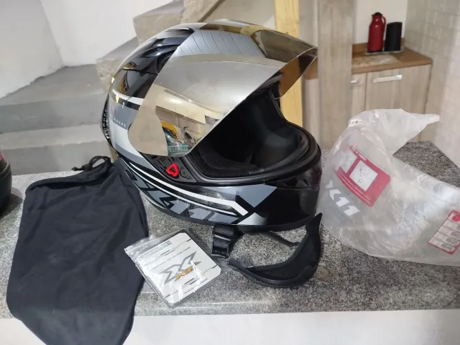 Capacete x11