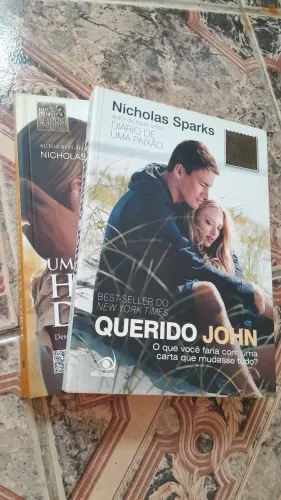 Livros "Querido John" e "Um Homem de Sorte", de Nicholas Sparks
