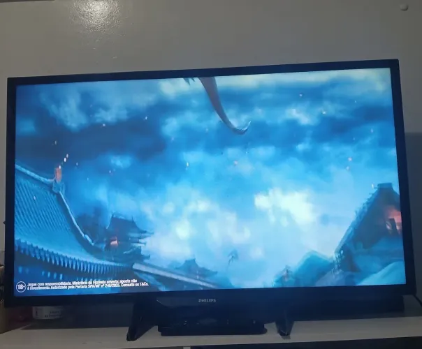 TV Philips LED 32" - Excelente Estado | Imagem de Qualidade