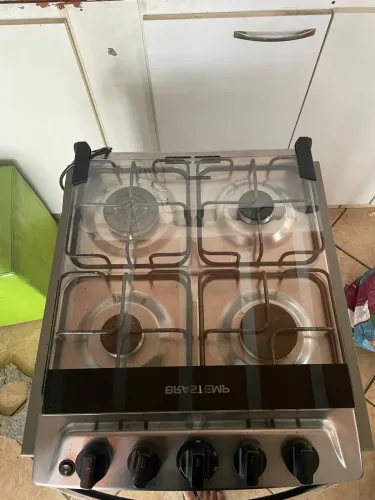 Fogão Brastemp 4 bocas com forno