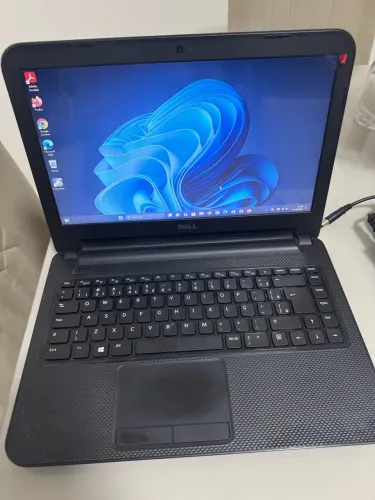 Notebook Dell i3 8 gigas SSD 128gb.