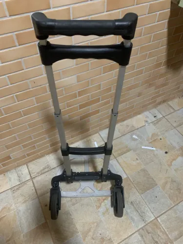 Vendo carrinho de carga