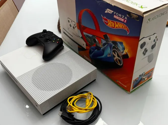 Xbox One S 500Gb Completo + Caixa + Jogo