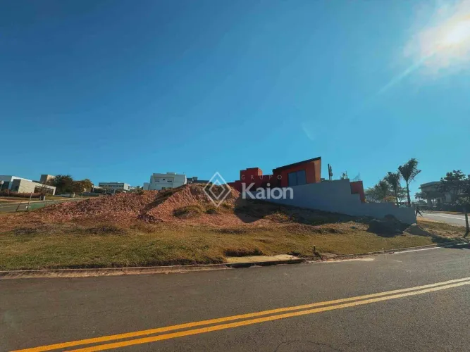 Terreno à venda no Condomínio Residencial Parque Campos de Santo Antônio II na cidade de I