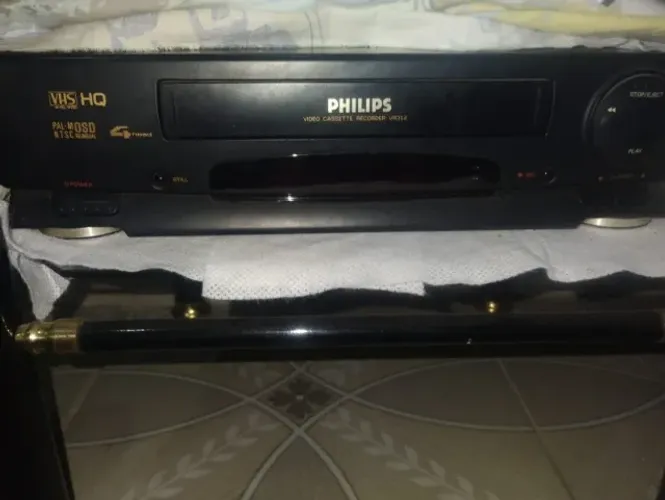 lote dvds, vhs, sony bluray dbp s470 e video k7 phlips vr354