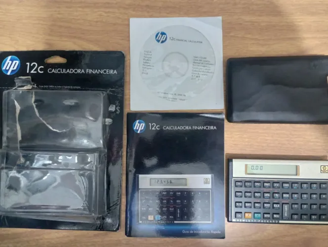Calculadora HP 12C<br>Muito pouco usada
