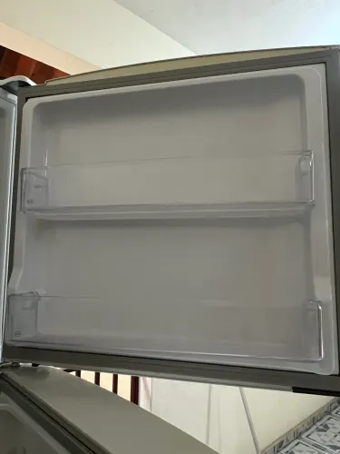 Geladeira Panasonic 