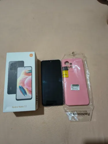 Vendo celular redmi note 12