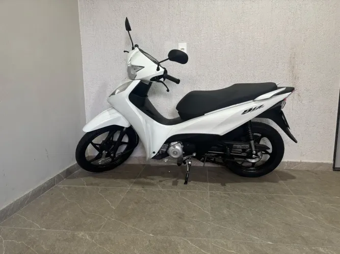 HONDA BIZ 125  26/27 ZÉRO EMPLACADA