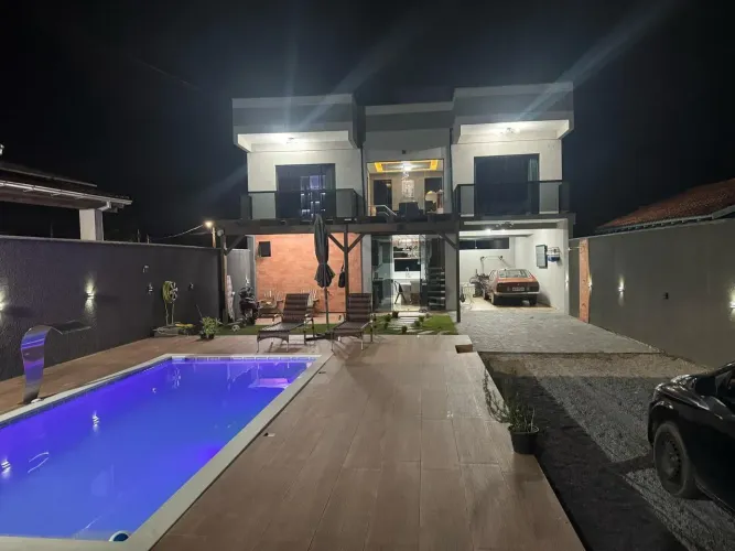 Casa com piscina e edicula para venda no Campo Duna - Garopaba - SC
